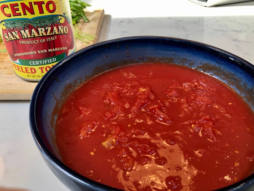 Cento San Marzano tomatos in a bowl