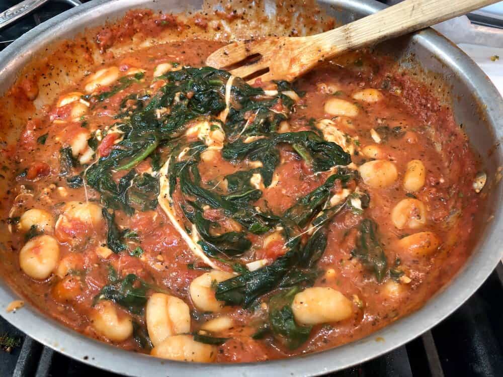 Gnocchi with spinach and mozzarella