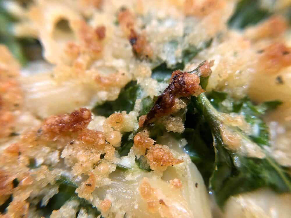 Baked penne and kale